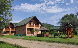 Приватна садиба Верховинська Хата