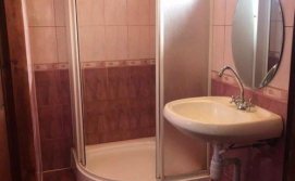 Будинок «У Сергія» вул. Озерна, 42