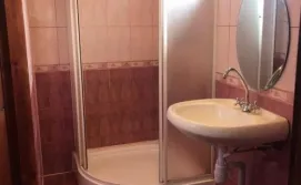 Будинок «У Сергія» вул. Озерна, 42