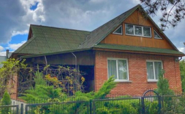 Приватна садиба у Оксани