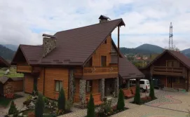 Готель Срібні Роси