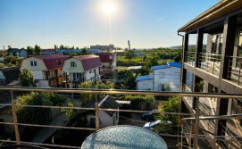 Готель GUNESH Zatoka