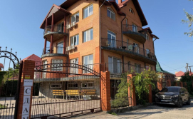 Гостьовий будинок біля моря