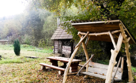 Приватна садиба На Карпатській