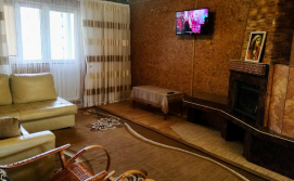 Приватна садиба На Карпатській