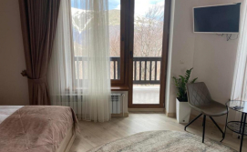 Готель Вершина