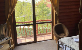 Будинок Карпатський зруб