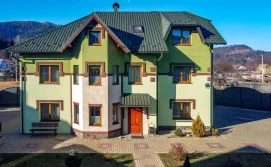 Готель Emerald House