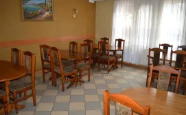 Кафе Марічка на першому поверсі