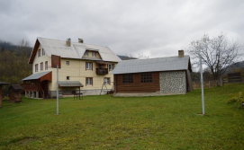 Приватна садиба Карпатський острівець - територія