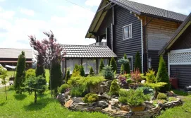 Приватна садиба Дві доньки та син №3