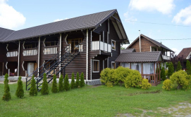 Приватна садиба Дві доньки та син №6