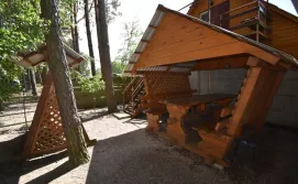 Приватна садиба Сосновий гай