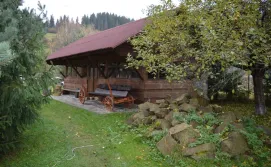 Велика крита альтанка Приватна садиба У Галі