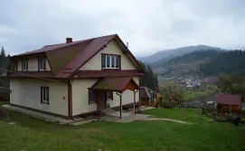 Приватна садиба Краєвиди Карпат - будинок на 11 осіб
