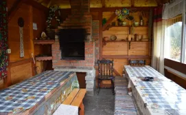 Альтанка - Приватна садиба Краєвиди Карпат