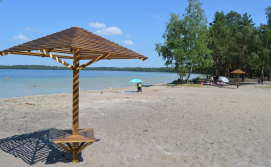 Котедж Біля озера Пісочне