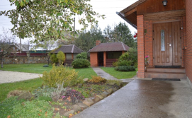 Приватна садиба Затишок в Карпатах - територія