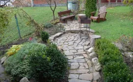 Зона приготування страв на вогні біля сауни