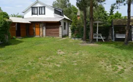 Приватна садиба Приозерна