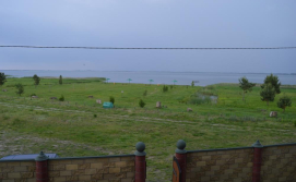 База відпочинку Пулемчанка - Вид на озеро з балкону