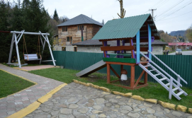 Дитячий майданчик