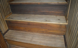 Сауна на території маєтку Смерековий