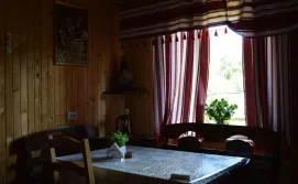 Приватна садиба "Ністру"