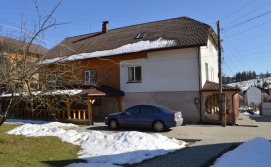 Приватна садиба Гостинна