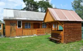 Приватна садиба Під виноградом