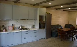 Котедж Під Грушею