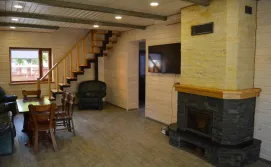 Котедж Під Грушею