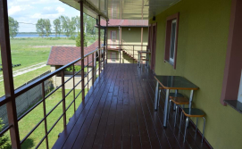 Приватна садиба Білі вітрила №13