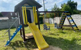 Дитячий майданчик