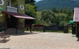 Котедж вул. Л. Українки, 2 (без господарів)