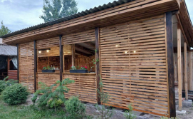 Приватний сектор на березі озера Велике Згоранське