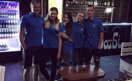 Абу-Дабі лаунж бар