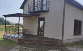 Приватна садиба Яна