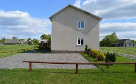 Приватна садиба Яна