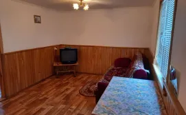 Приватна садиба Мир