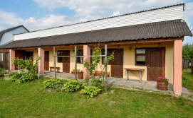 Приватний сектор на березі озера Велике Згоранське