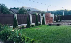 Приватна садиба У Віталія