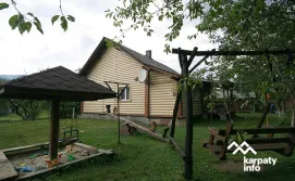 Приватна садиба Хвалена хата