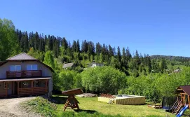 Котедж Хата в Карпатах