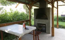 Приватна садиба Карпатська хатина