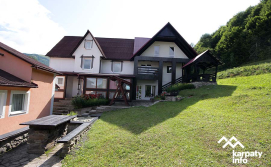 Приватна садиба Під лісом