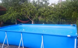 Приватна садиба За рікою