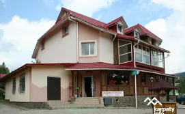 Приватна садиба у Олега