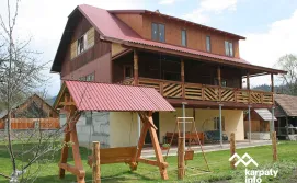 Приватна садиба Черемшина