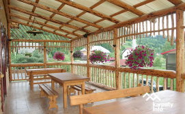 Гостьовий будинок Карпатська садиба